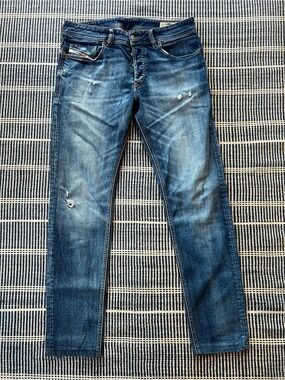Diesel men’s sleenker-x slim skinny 31 x 29.5 jeans